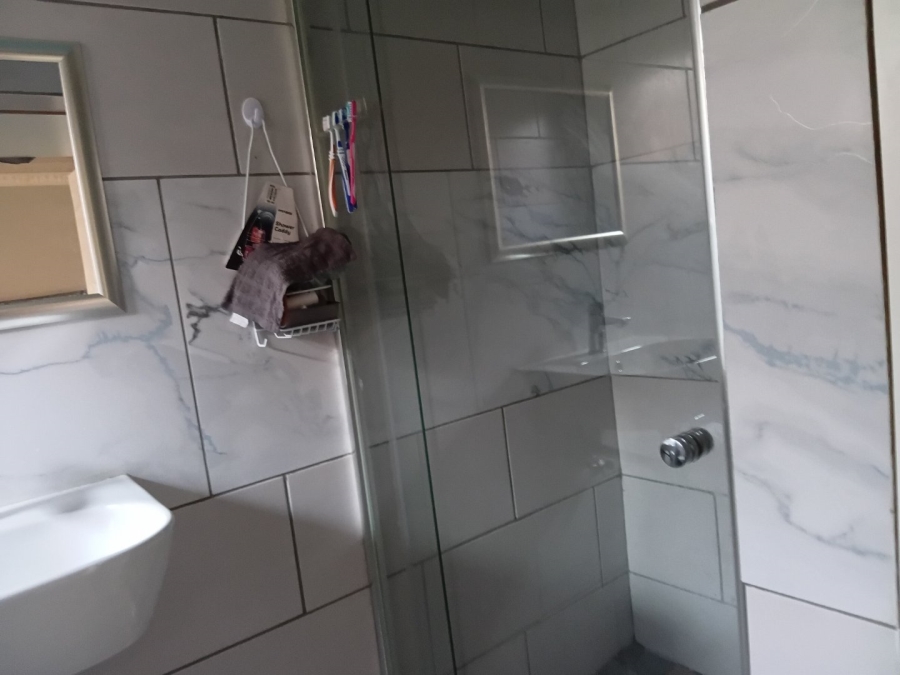 4 Bedroom Property for Sale in Heather Park Western Cape